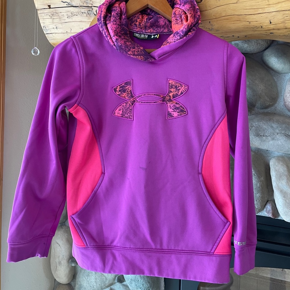 Under Armour hoodie